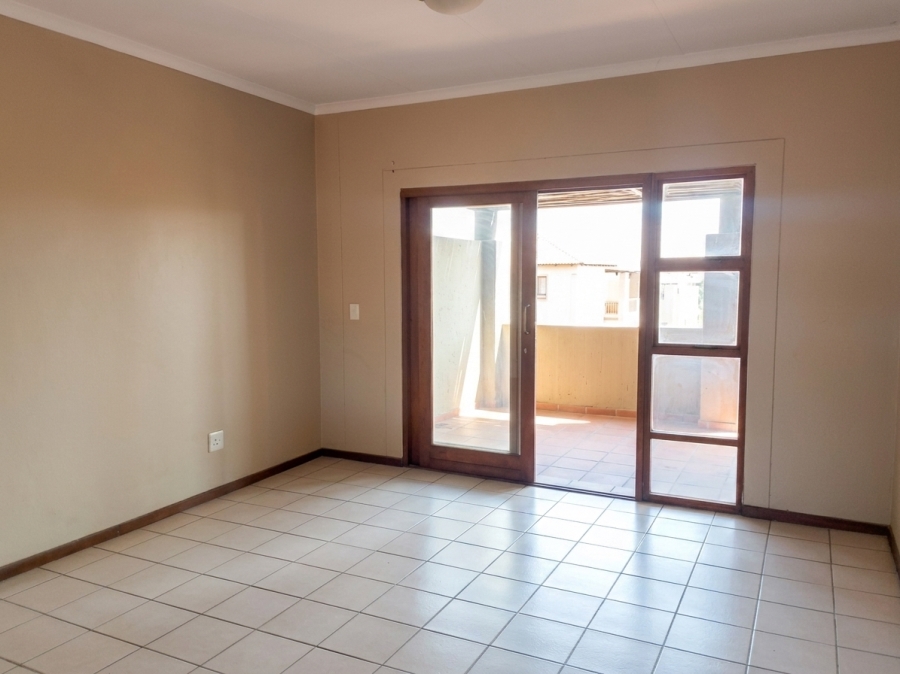 2 Bedroom Property for Sale in Waterval East North West